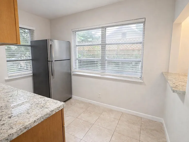 331 Walton Blvd #5 — Photo 3
