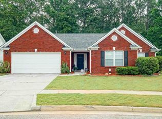 4138 Savannah Ridge Ct, Loganville, GA 30052