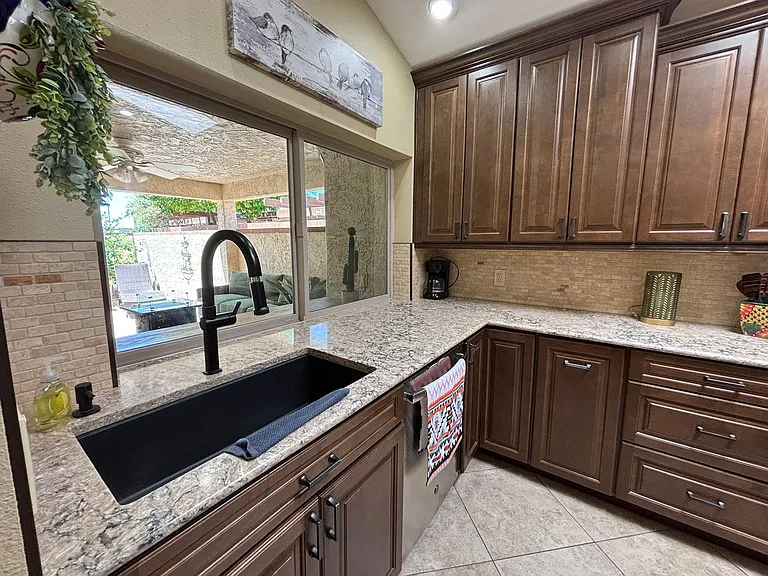 421 Leisure World — Photo 12