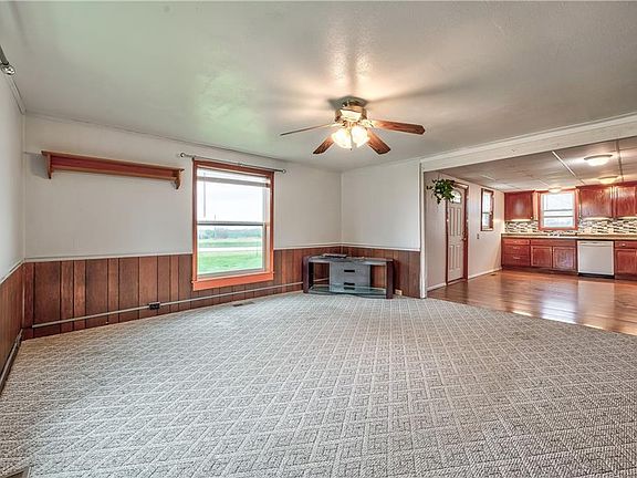 4th image of 35705 Renner Rd