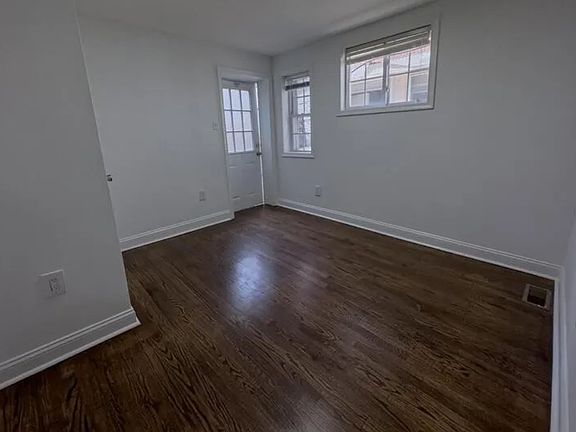 3rd image of 1616 Spruce St #1FF