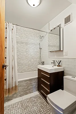 Rented by Corcoran | media 17