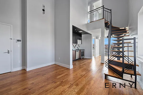 Rented by ERNY LLC | media 41