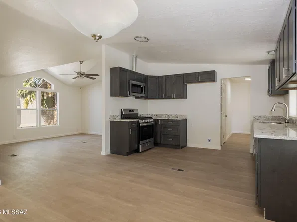 3378 W Grovesnor Pl, Tucson, AZ 85746