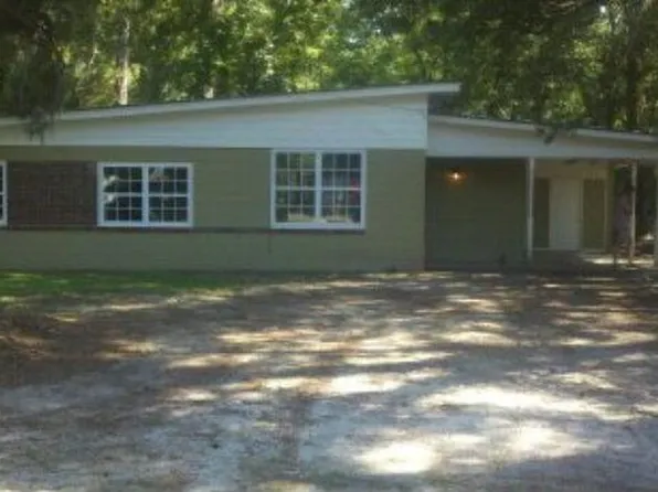 412 Buckingham Pl, Brunswick, GA 31525