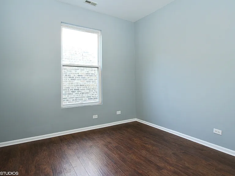 6422 S Rhodes Ave — Photo 8