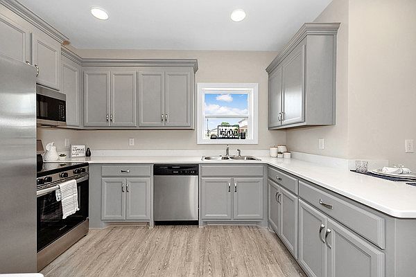 1st image of 3111 SW Ivy Ave #1A