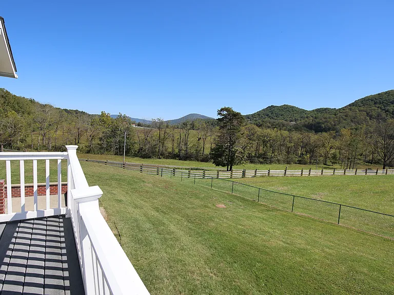5150 Blacksburg Rd — Photo 28