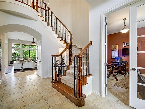 5th image of 4536 Mont Blanc Dr