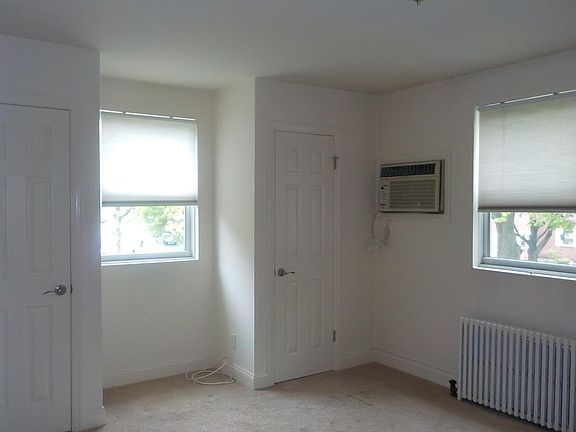 4th image of 254-36 75 Ave #2nd Flr