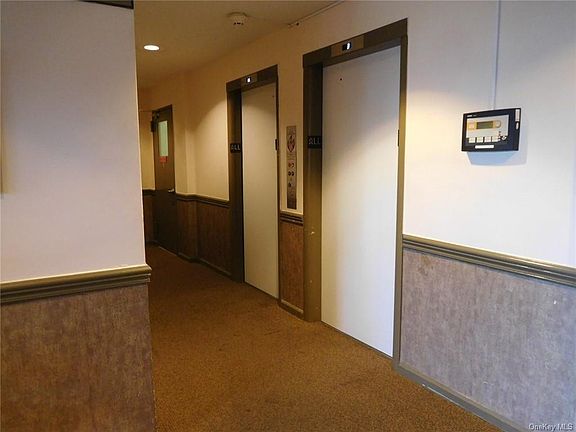 2nd image of 14 Westview Ave APT 410
