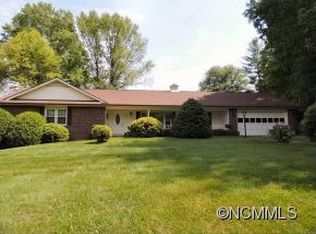 558 Brickyard Rd, Etowah, NC 28729