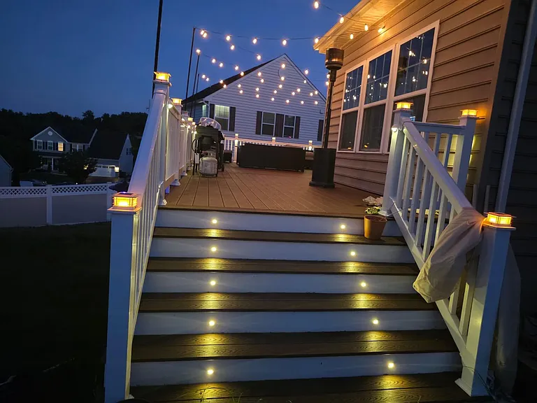 Amazing Outdoor Entertainment Deck