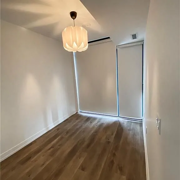 1 Jarvis St #905 — Photo 7