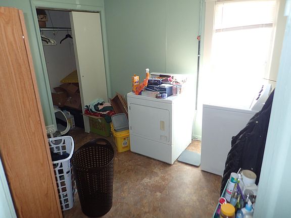 4th image of 719 W 26th St #2