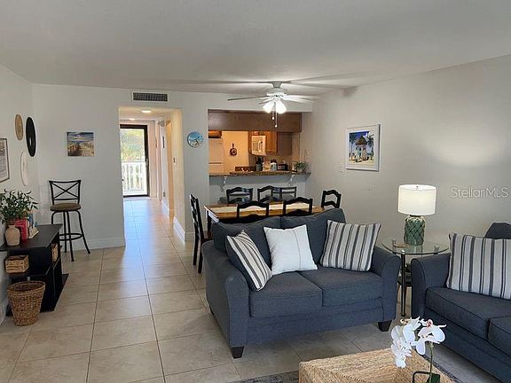 3rd image of 5350 OCEAN BEACH BOULEVARD #210