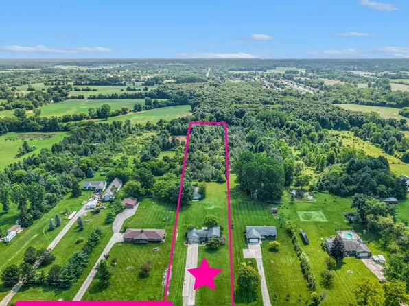 5266 N Gale Rd, Davison, MI 48423