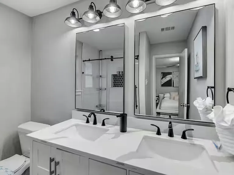 9005 Villa Park Cir — Photo 19