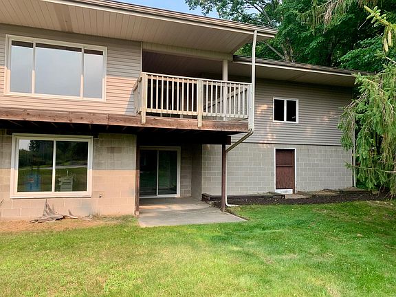 4th image of 1775 S Lakeshore Dr