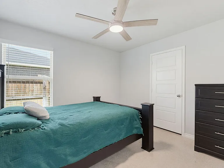 1645 Dryden Ave — Photo 14