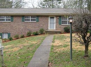48 Wells Ln, Rossville, GA 30741