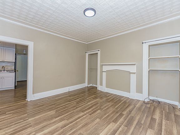 3rd image of 304 2nd St Unit 1