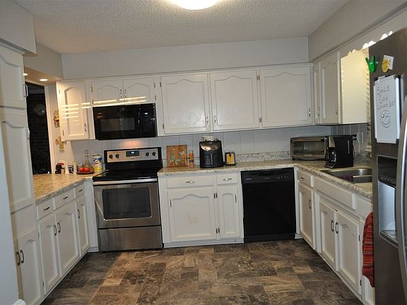 5th image of 1175 Peach Valley Cir