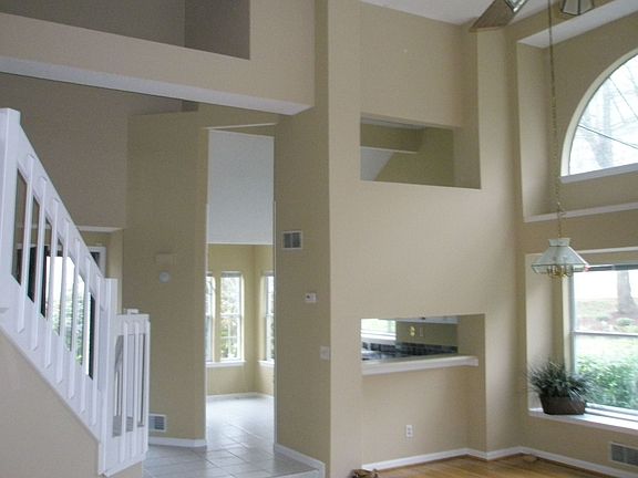 Two Stroy Living Room