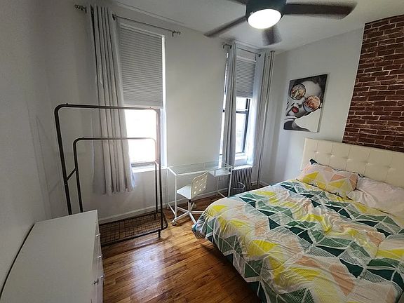 2nd image of 534 W 50th St APT 2D