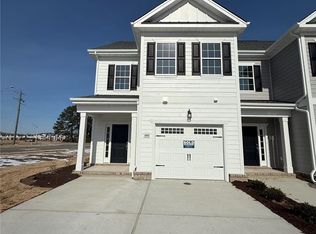 4960 Apricot Way, Chesapeake, VA 23321