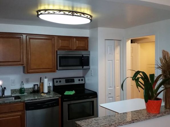 3805 Dunsinane Dr #25