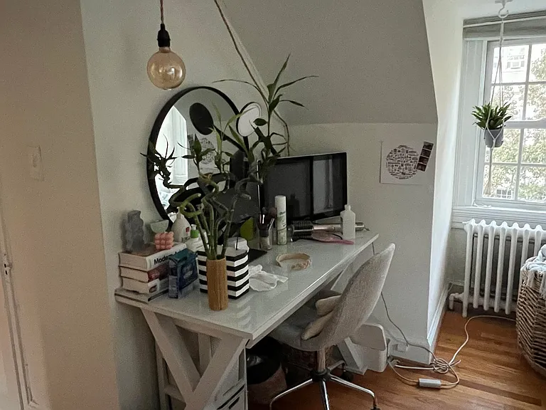 2718 Devonshire Pl NW #2 — Photo 8