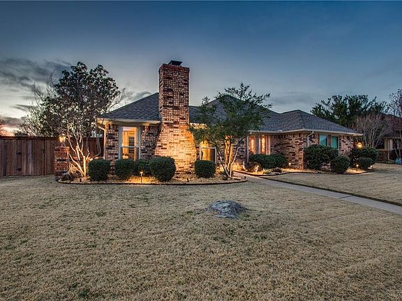2nd image of 901 Meadow Creek Dr