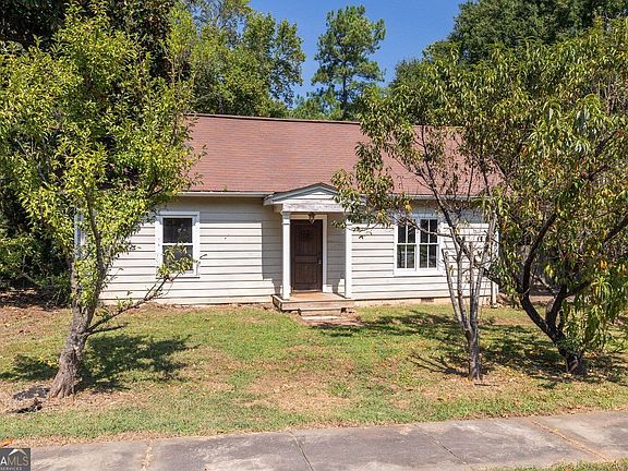 2nd image of 1117 Barnes Mill Rd