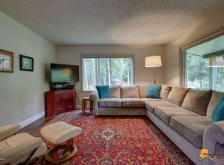21435 Ginger Lee Dr, Chugiak, AK 99567