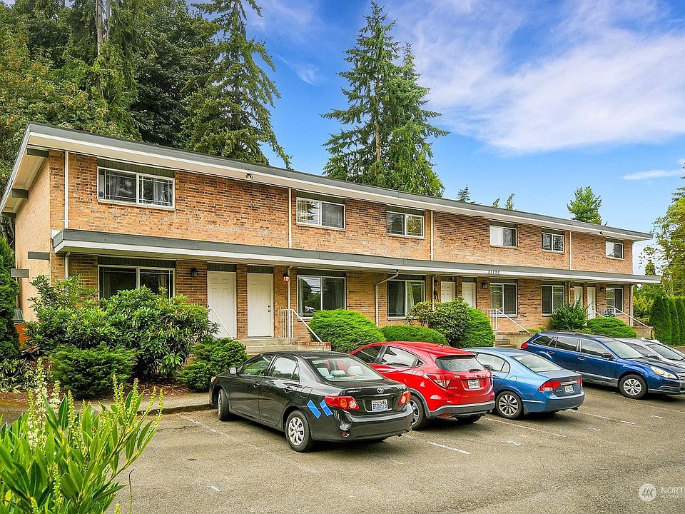 1st image of 21220 52nd Avenue W
