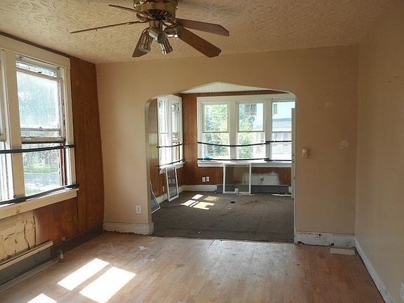 4th image of 11821 S Lafayette Ave