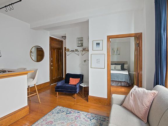 2nd image of 170 W 74th St APT 1012