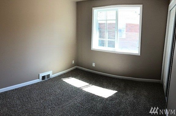 5th image of 12443 Occidental Ave S