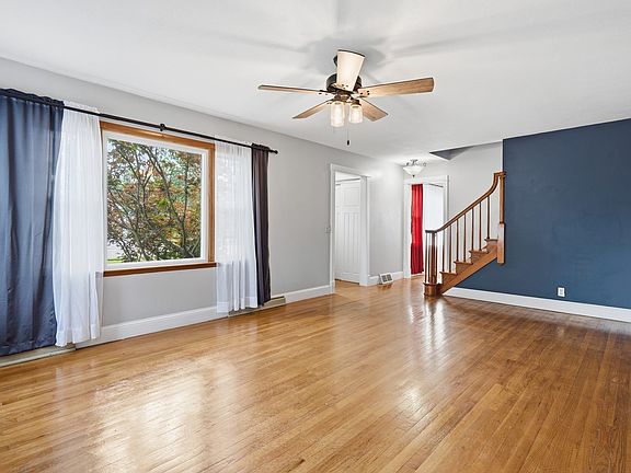 5th image of 726 N 13th St