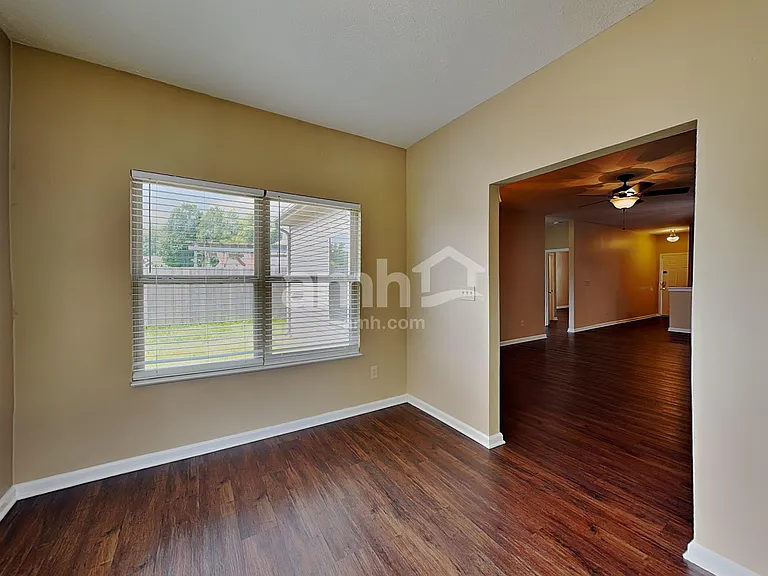 11723 Rossmore Dr — Photo 6