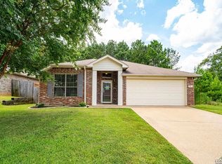 203 Claire Ln, Longview, TX 75605