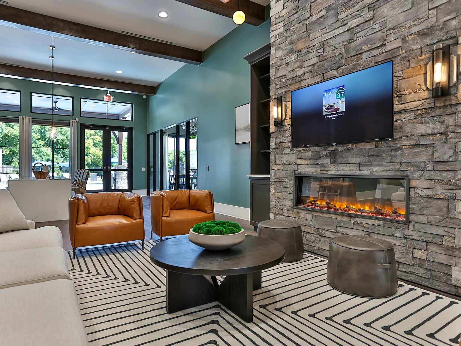 Emerald Knoxville Apartments — Photo 1