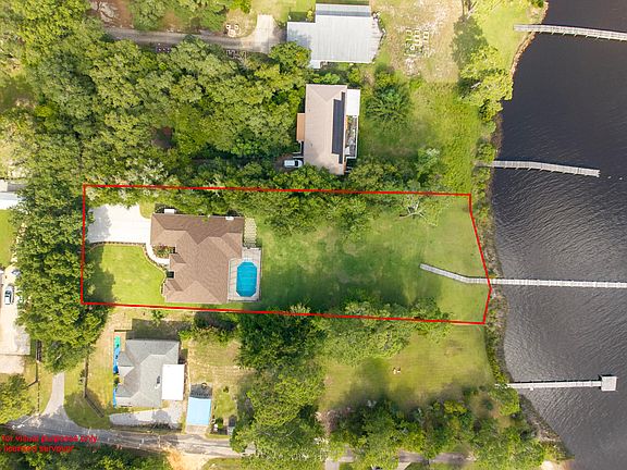 3rd image of 8889 Bahia Vista Ln