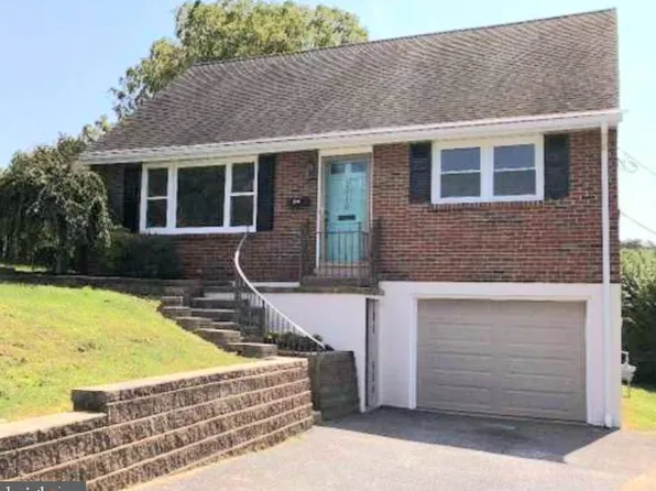 2710 Reading Blvd, West Lawn, PA 19609