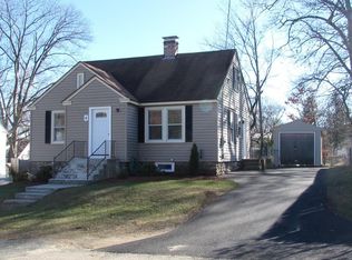 6 Tewksbury Rd, Worcester, MA 01602