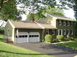 295 Luanne Rd, Stratford, CT 06614