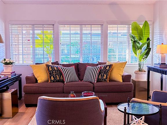 5th image of 1720 Interlachen Rd #M12-41e