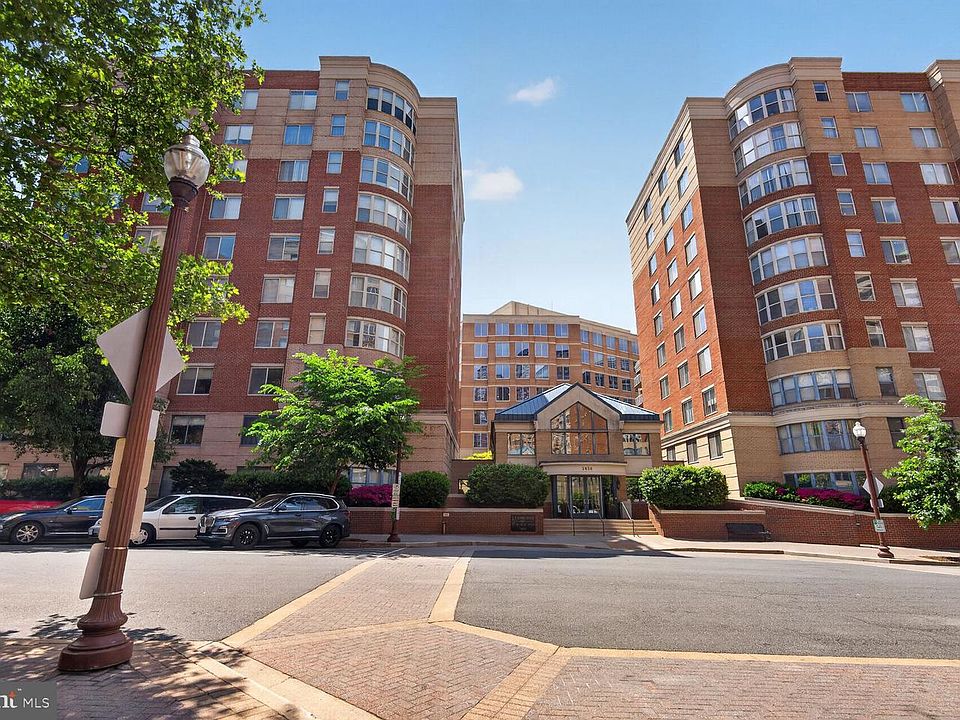 1st image of 3830 9th St N APT 308W