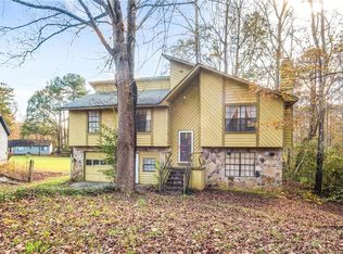 8275 Creekline Ct, Riverdale, GA 30274